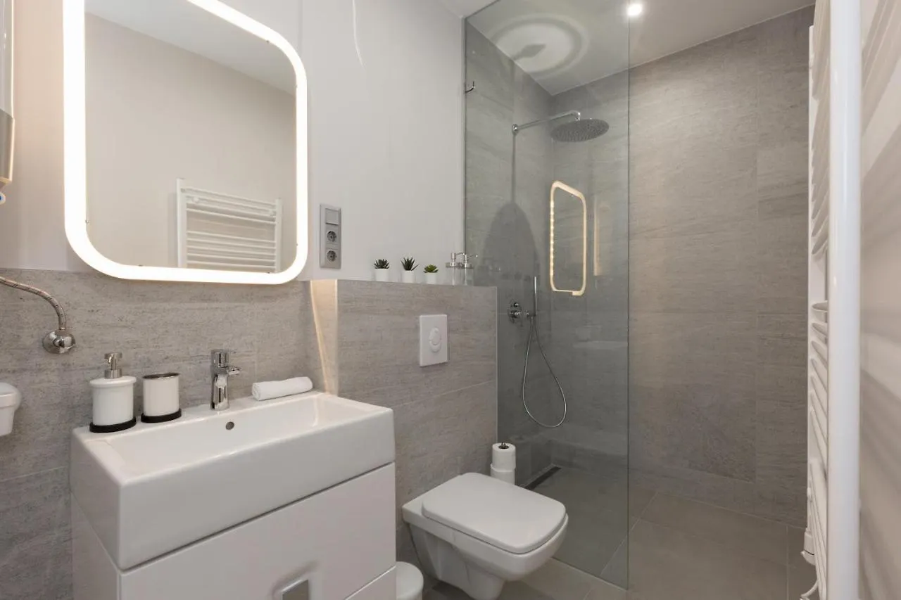 Apartament Space And Elegance In The Heart Of Budapeszt